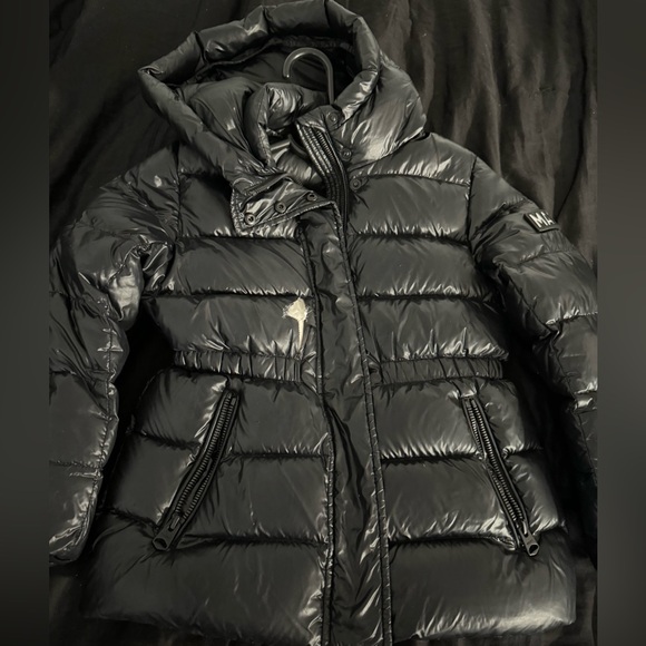 Girls Coat.great coat/clean.. minor defect can be sowed or covered with Patch. - Picture 2 of 6